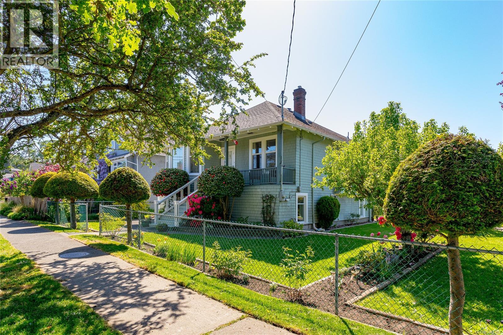 2238 Shakespeare St - 26