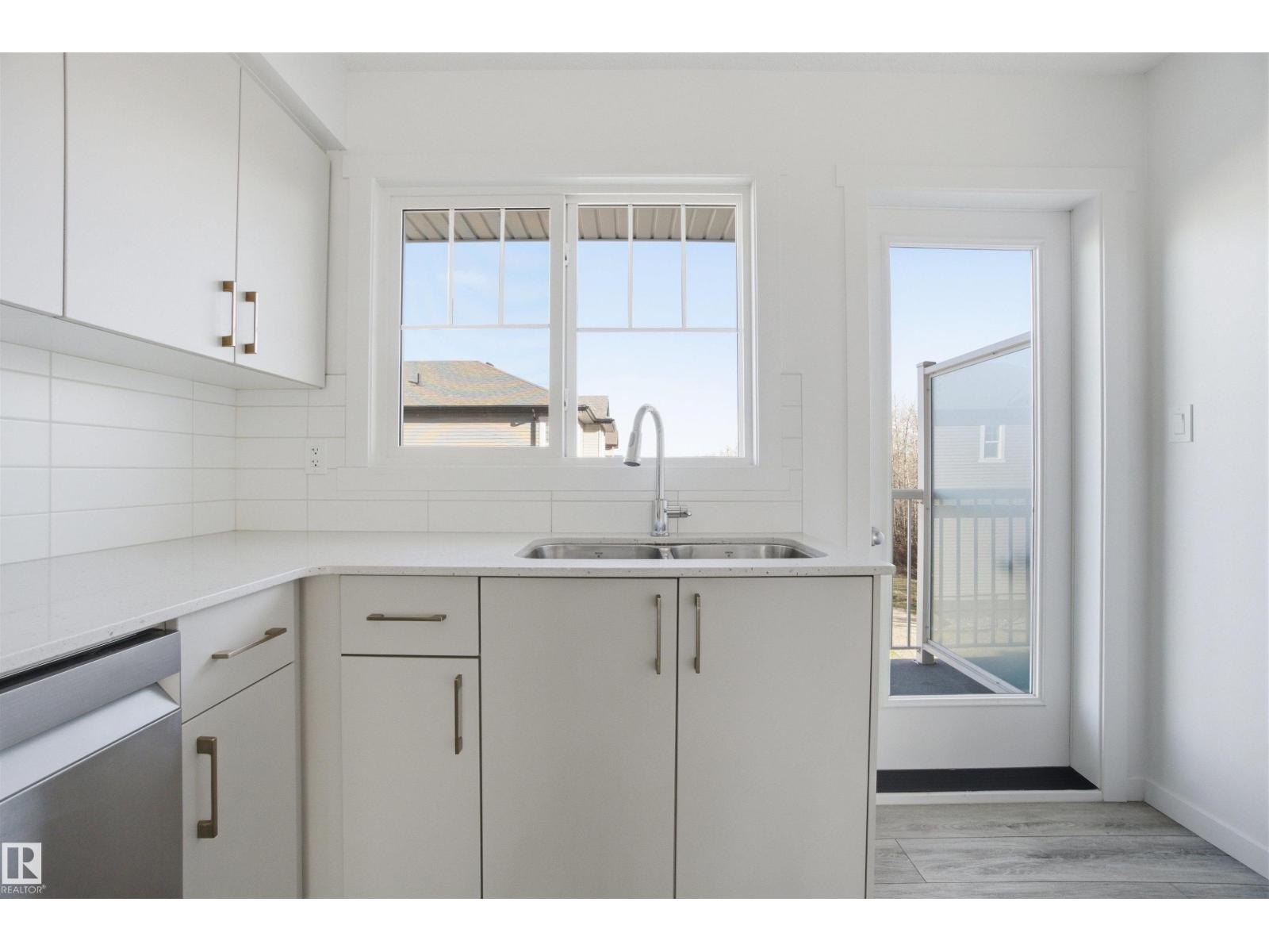 #64 17832 78 ST NW - 22