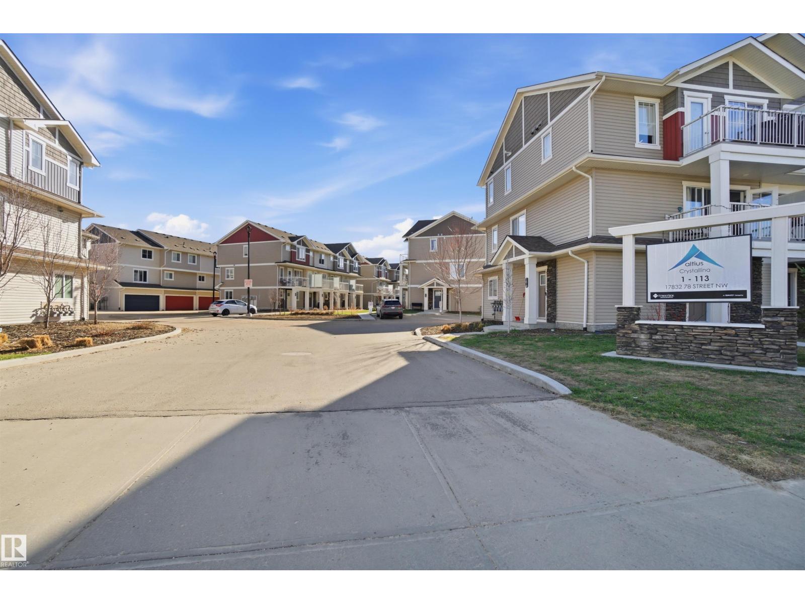 #64 17832 78 ST NW - 45
