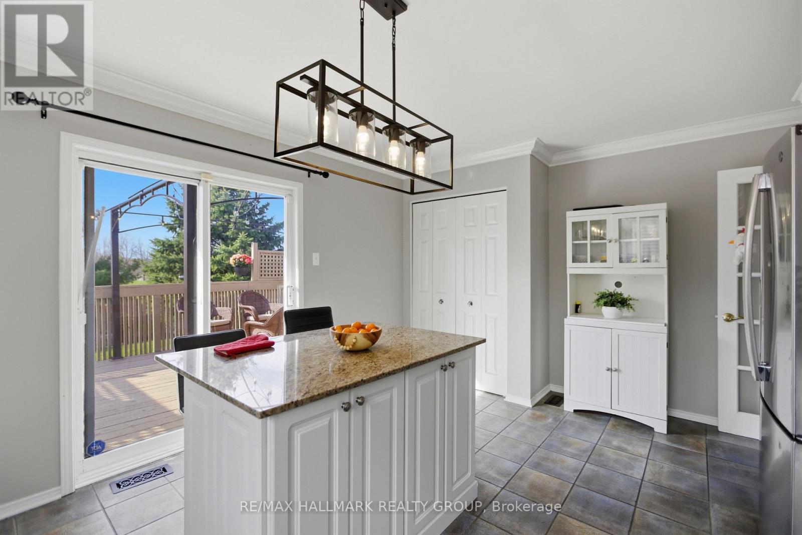 164 PATTERSON CRESCENT - 9