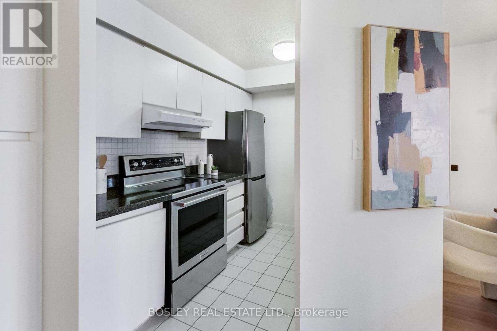 #209 24 WELLESLEY STREET W - 12