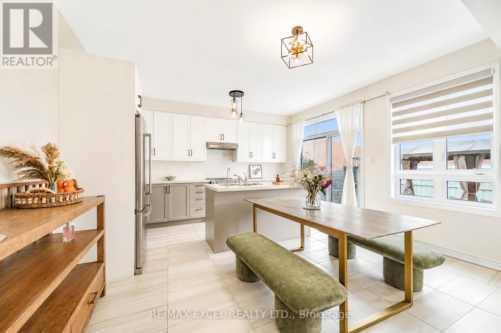 231 FALLHARVEST WAY - 18