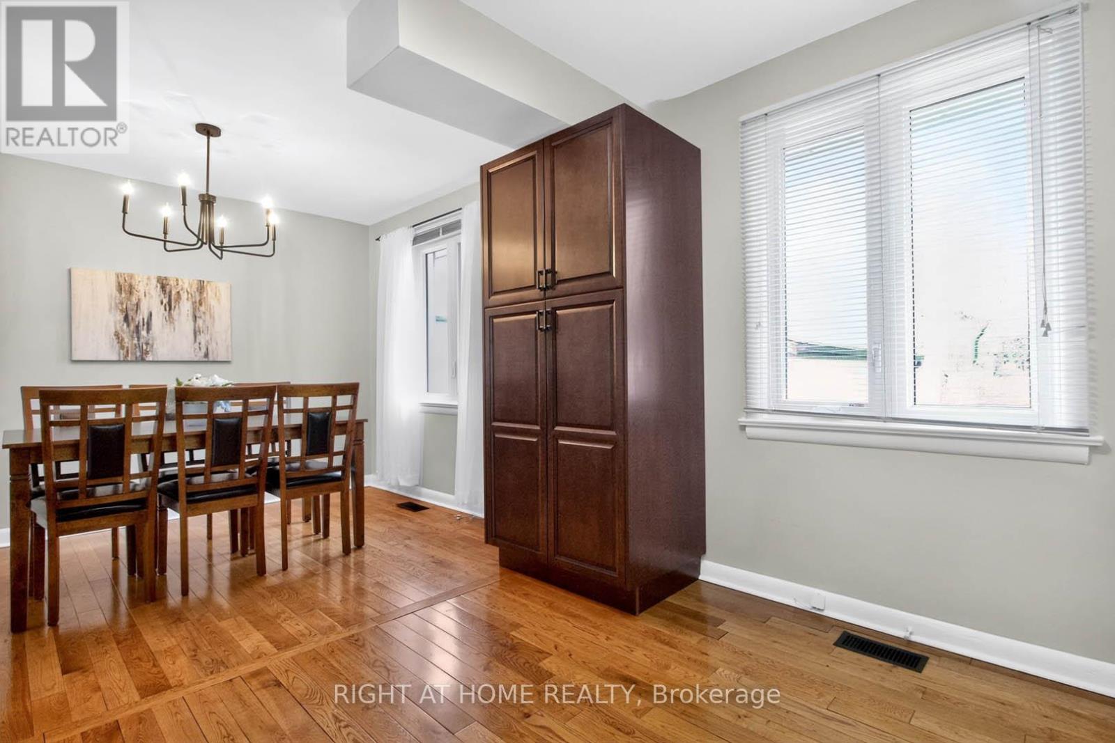 874 FRANCIS ROAD - 11