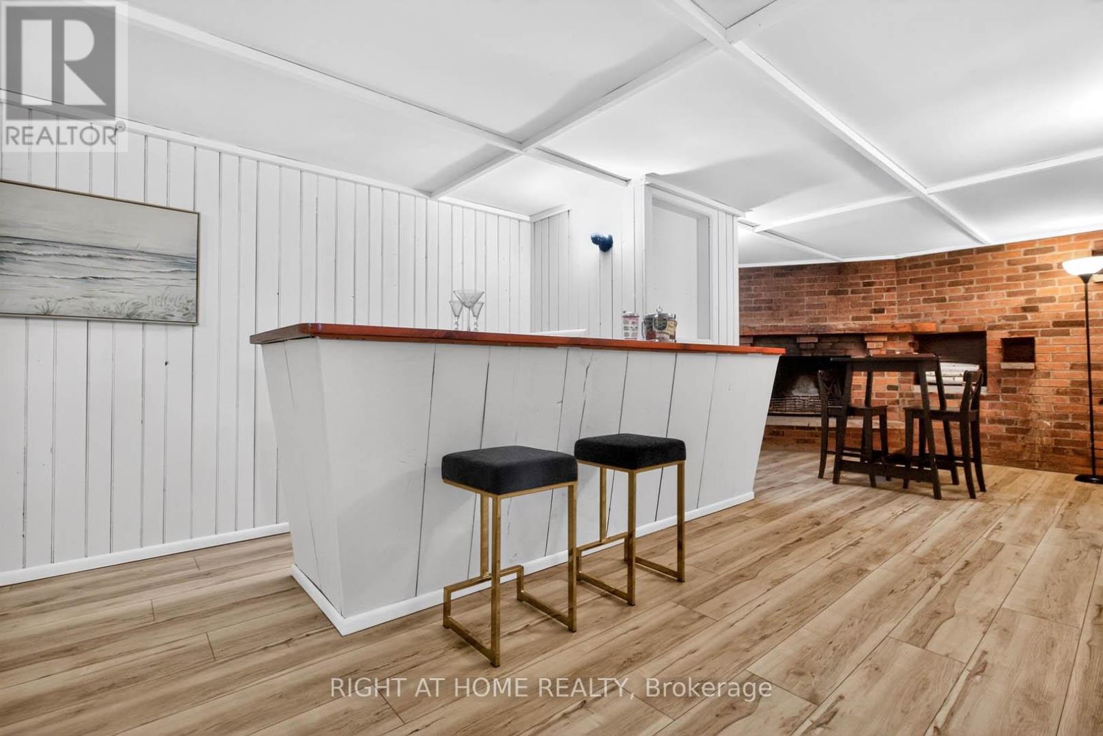 874 FRANCIS ROAD - 22