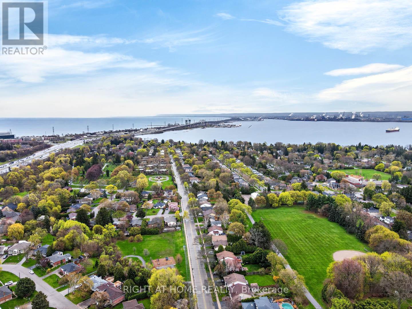 874 FRANCIS ROAD - 5