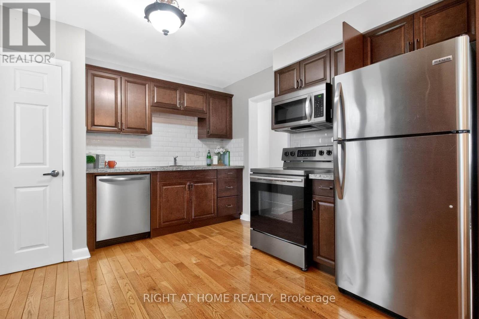 874 FRANCIS ROAD - 9