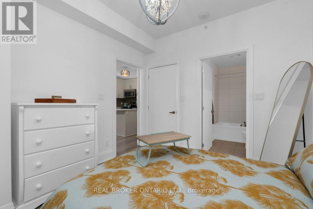 ##503 111 WORSLEY STREET - 22