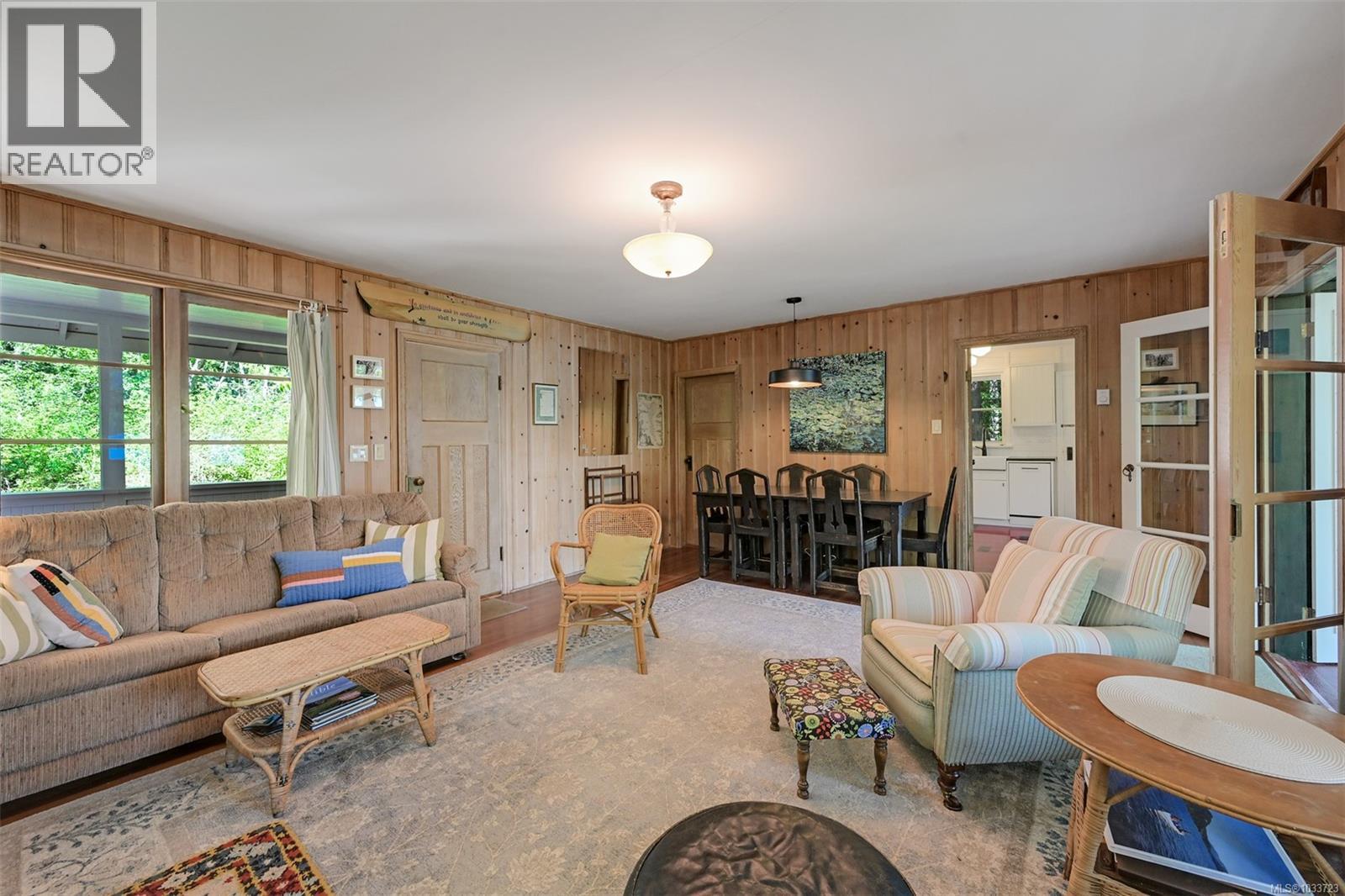2024 Renfrew Rd - 14