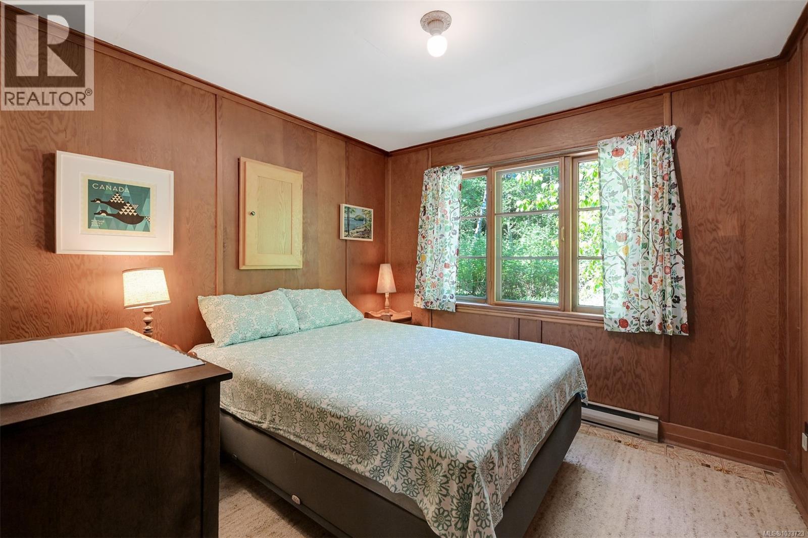 2024 Renfrew Rd - 27