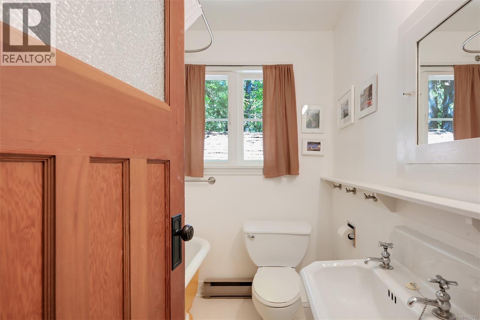 2024 Renfrew Rd - 32