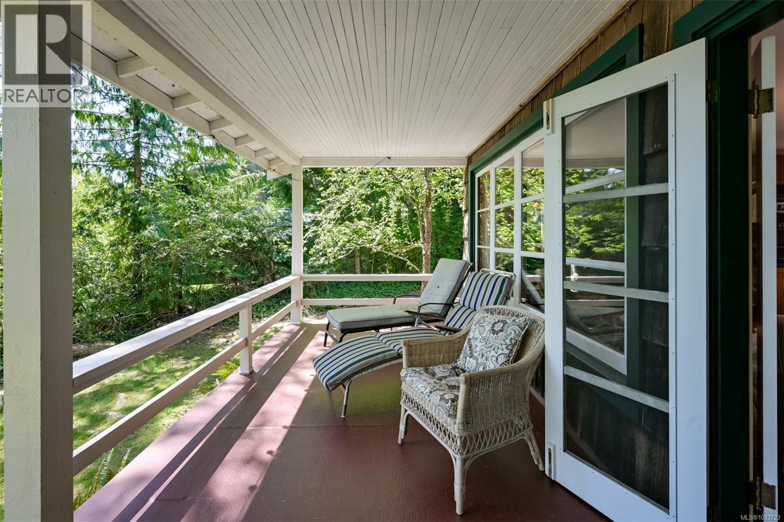 2024 Renfrew Rd - 36