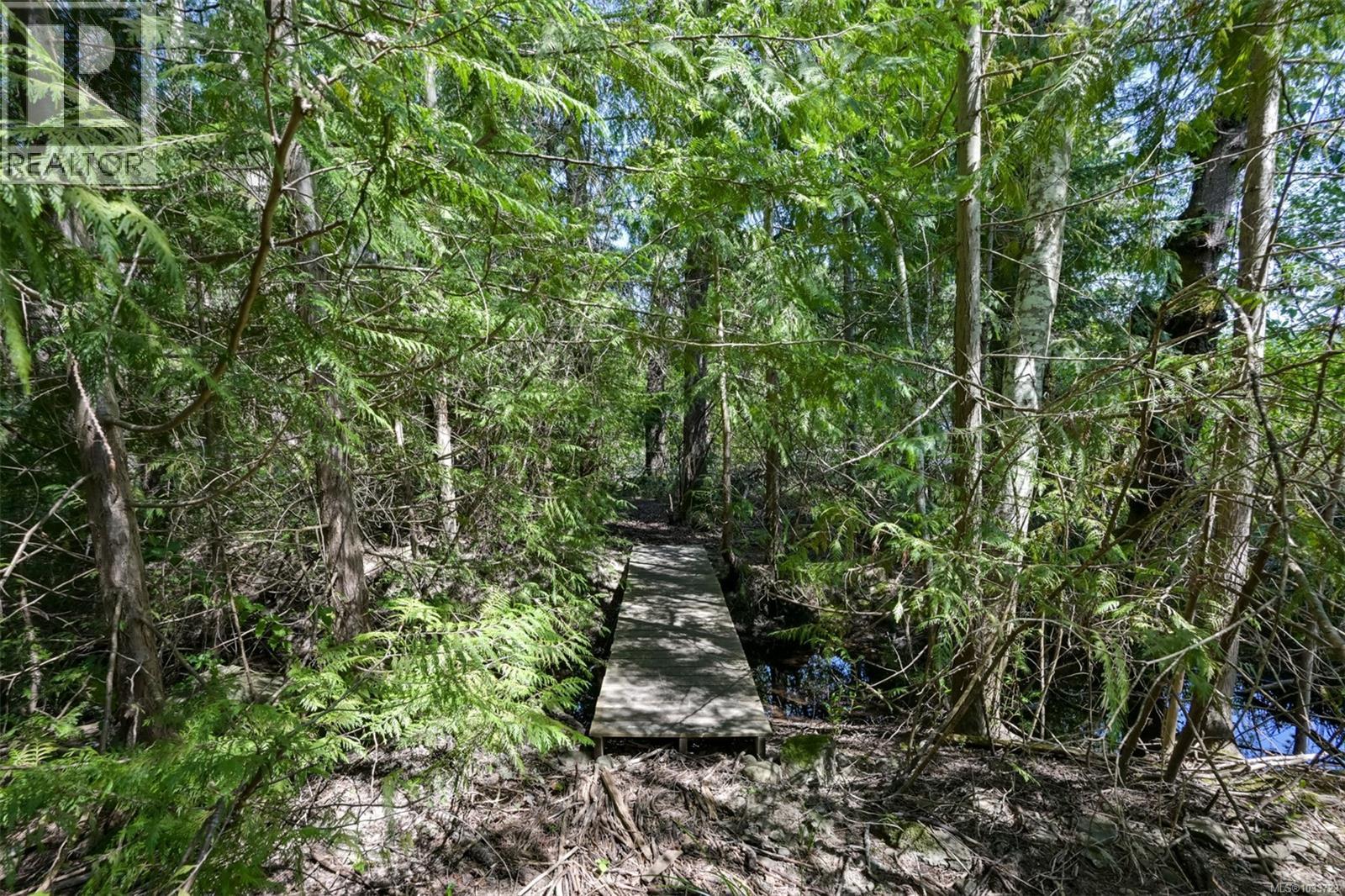 2024 Renfrew Rd - 51