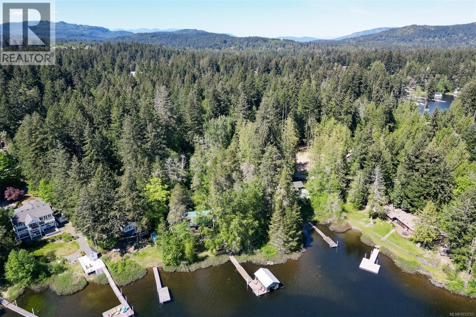 2024 Renfrew Rd - 90