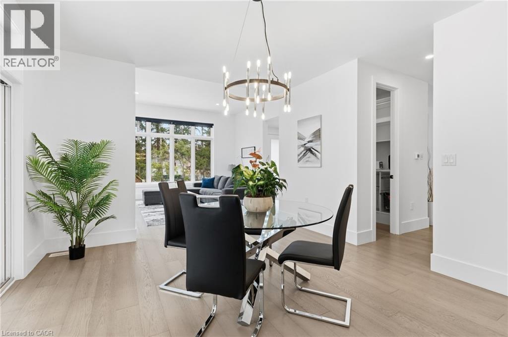 817 KING Road, Burlington, Ontario, L7T3K8 — Photo 17