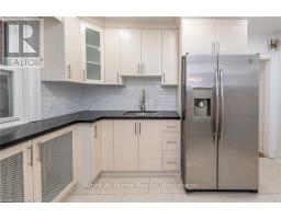 2 Room #1 - 104 Longwood Road S, Hamilton, ON L8S1S6 Photo 9