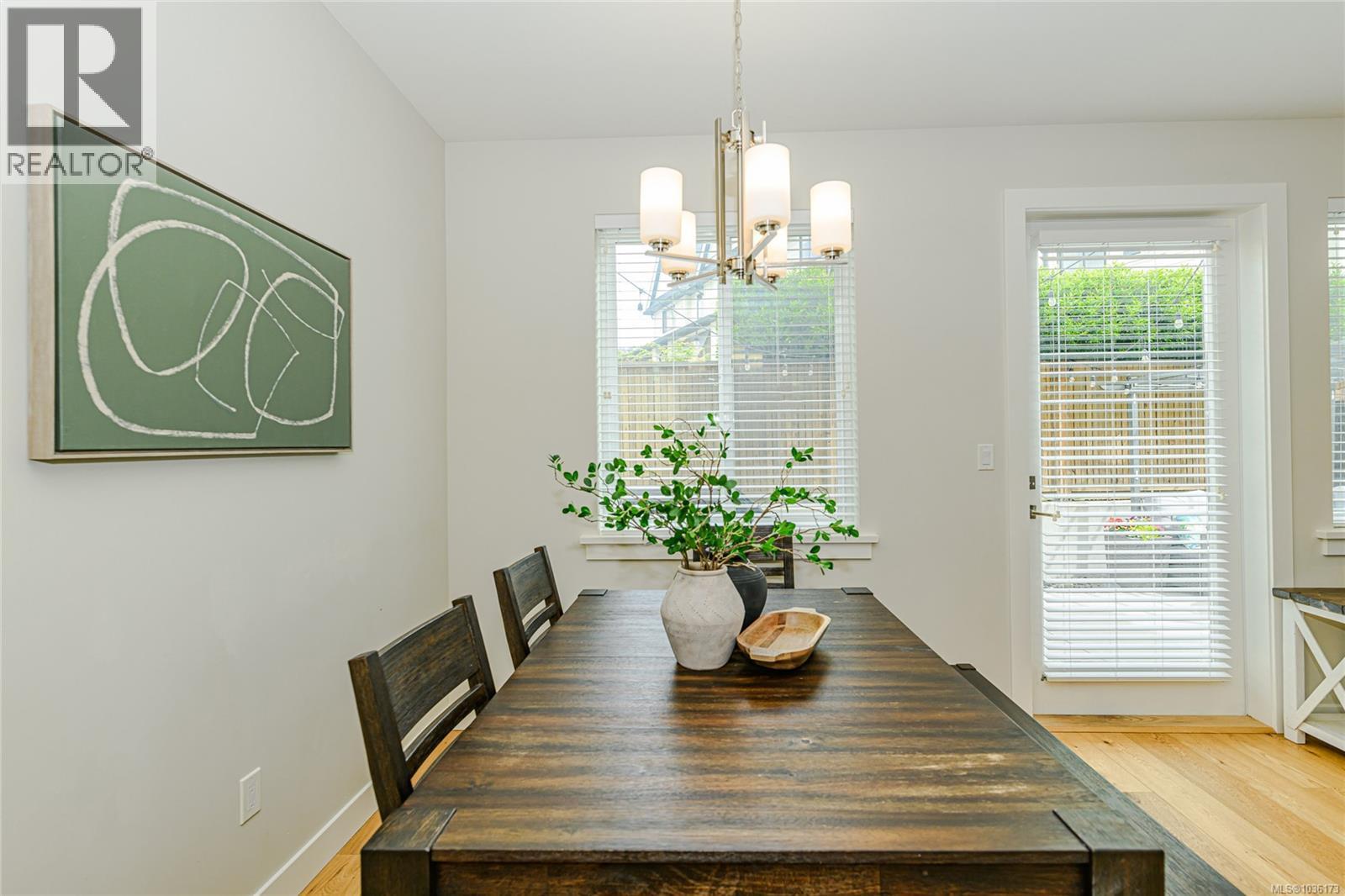 2922 Burlington Cres - 12