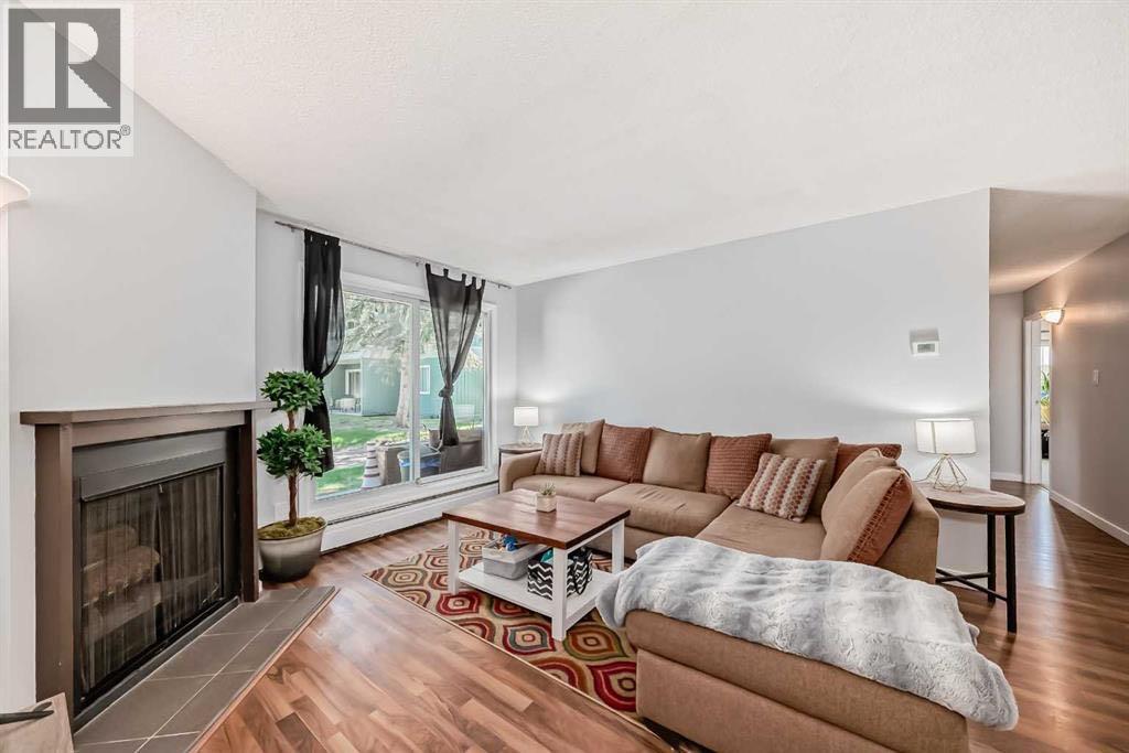 #7102 315 Southampton Drive SW - 4