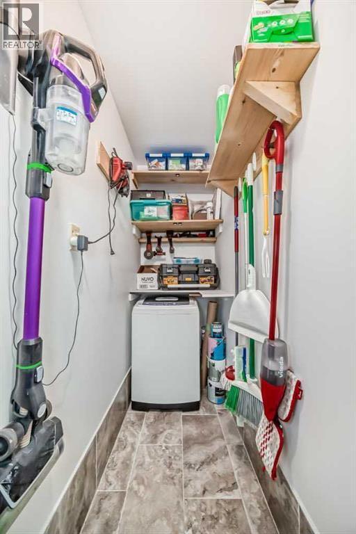#7102 315 Southampton Drive SW - 31
