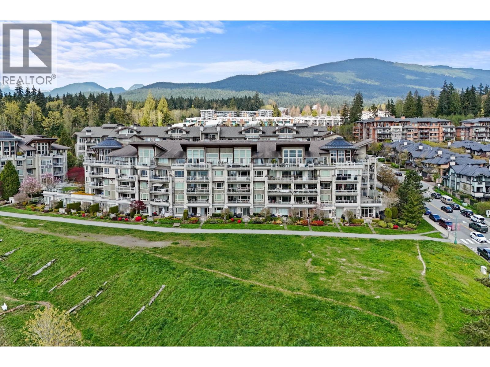 307 530 RAVEN WOODS DRIVE — photo 2