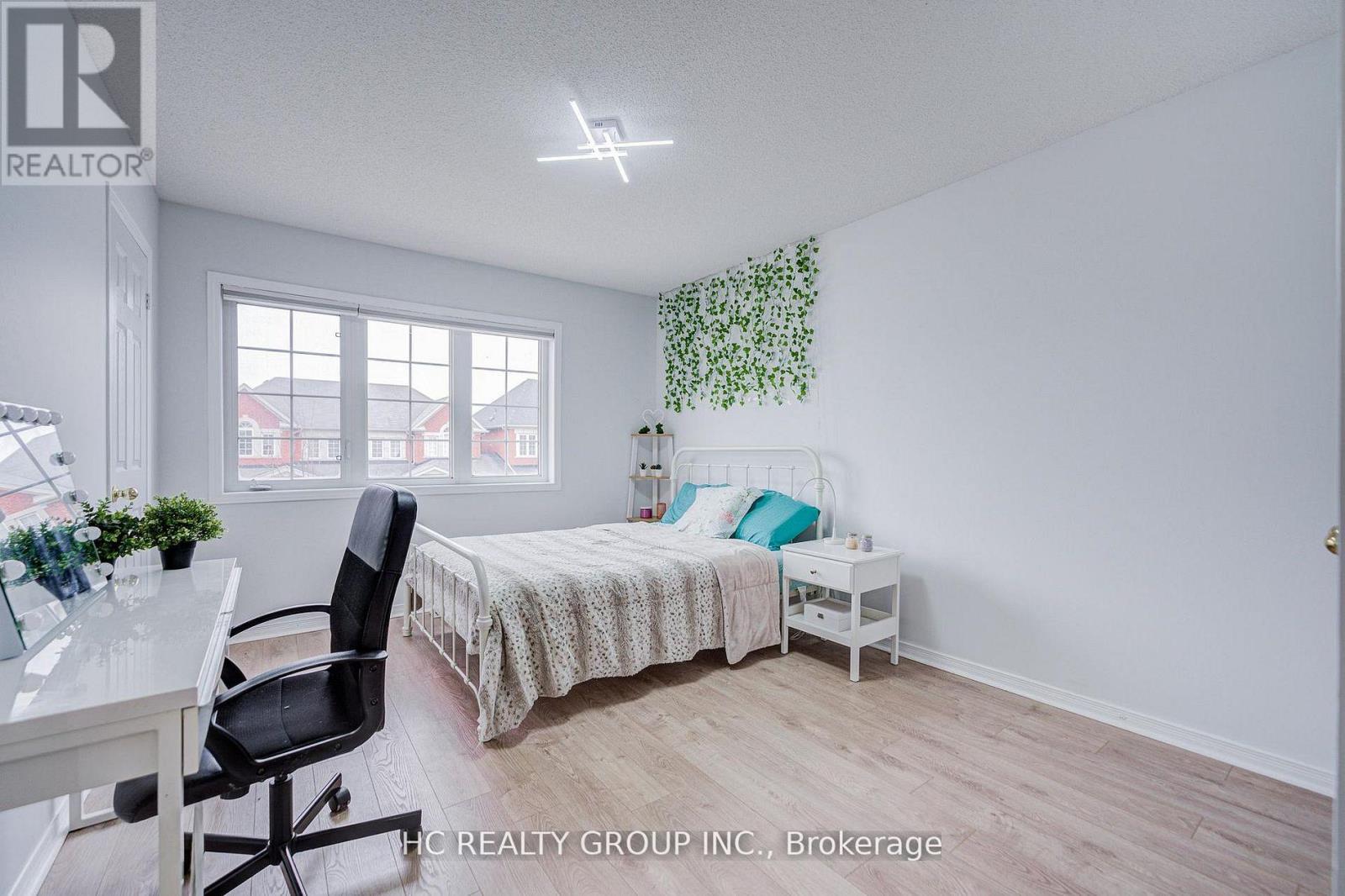 18 QUATTRO AVENUE - 26