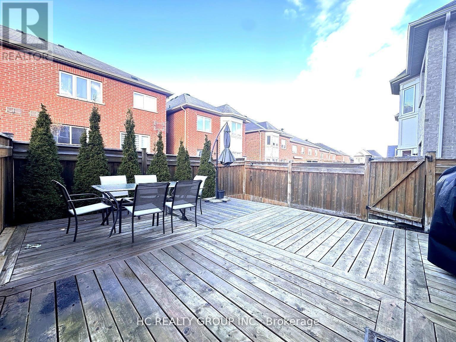 18 QUATTRO AVENUE - 40