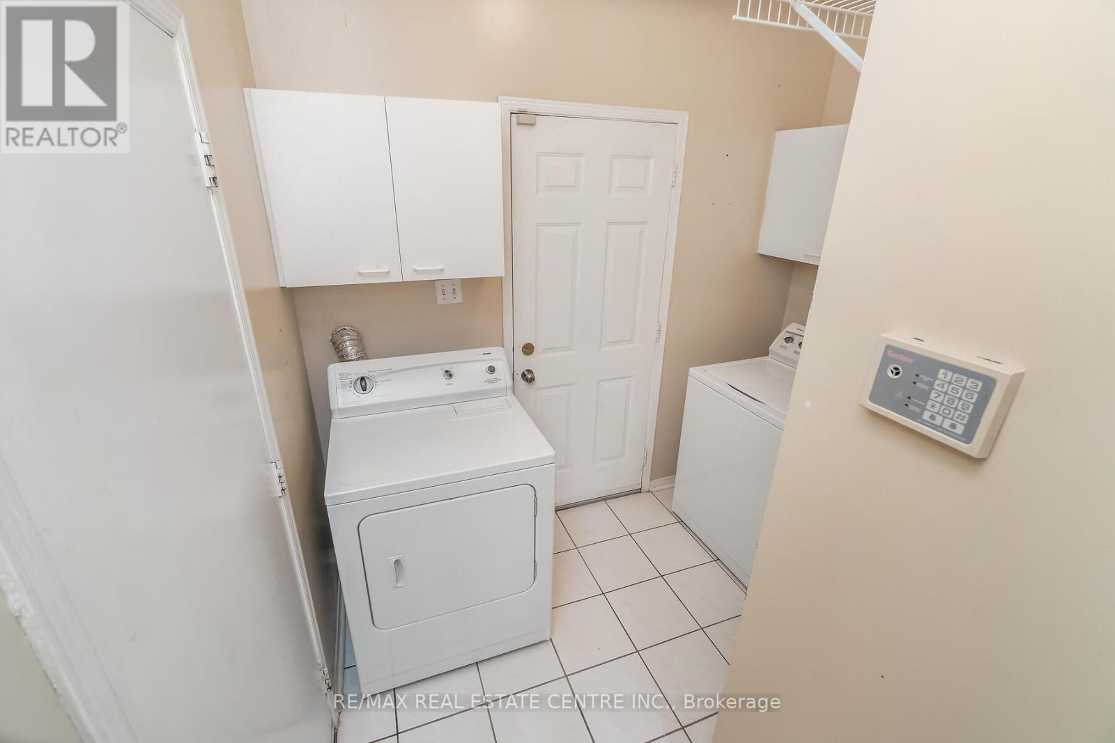 7 CURRY CRESCENT - 17