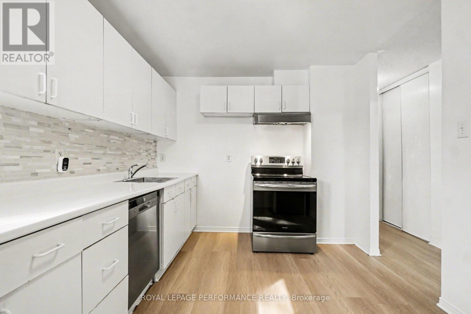 1641 MEADOWBROOK ROAD - 9