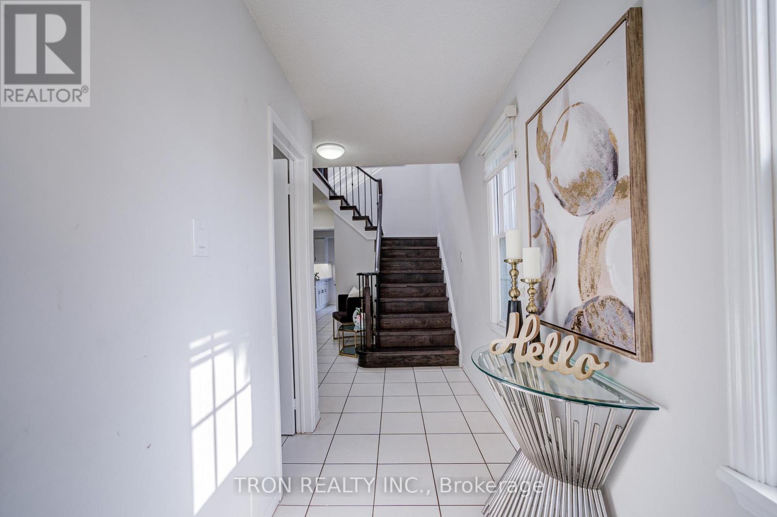 256 ALEXMUIR BOULEVARD - 3