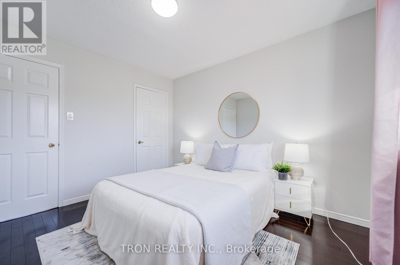 256 ALEXMUIR BOULEVARD - 31