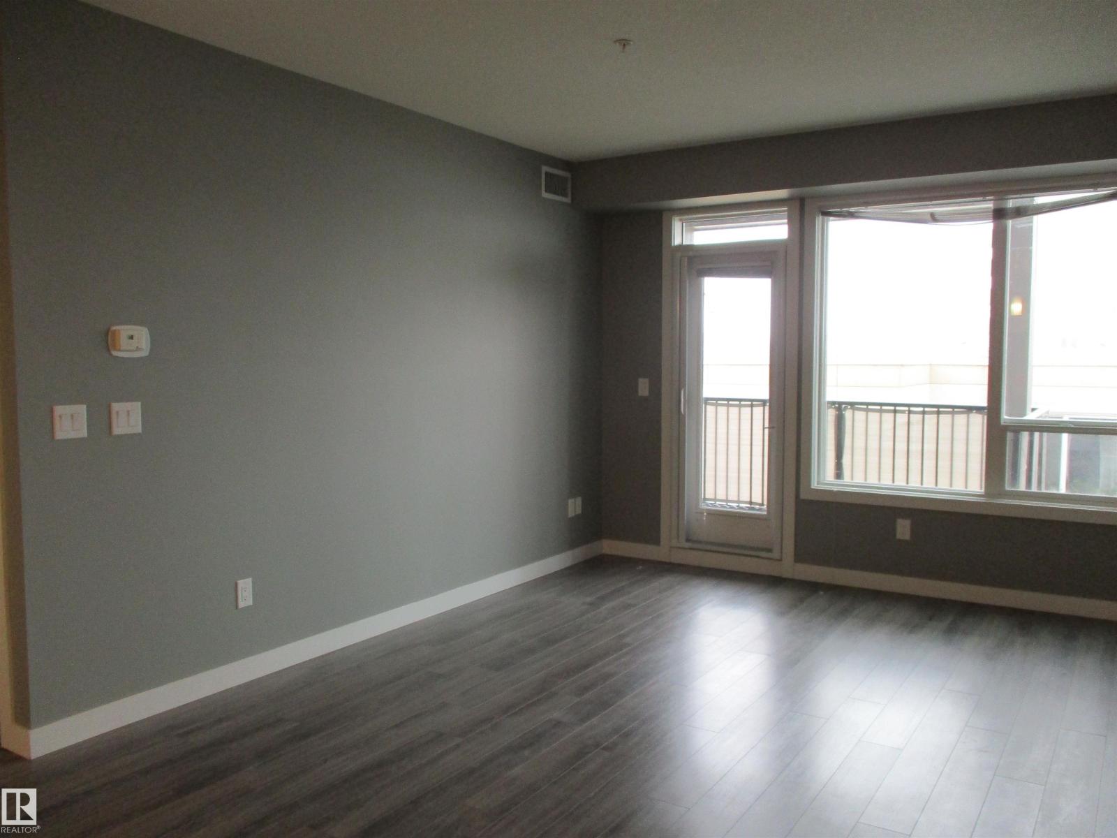 #408 9907 91 AV NW NW - 42