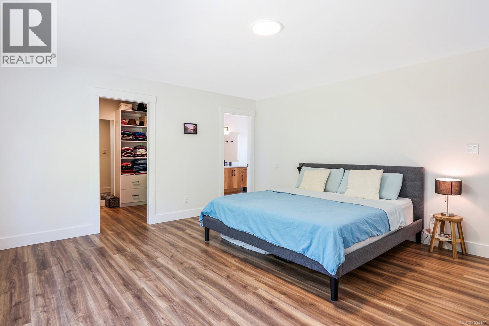 2732 Maple St - 16