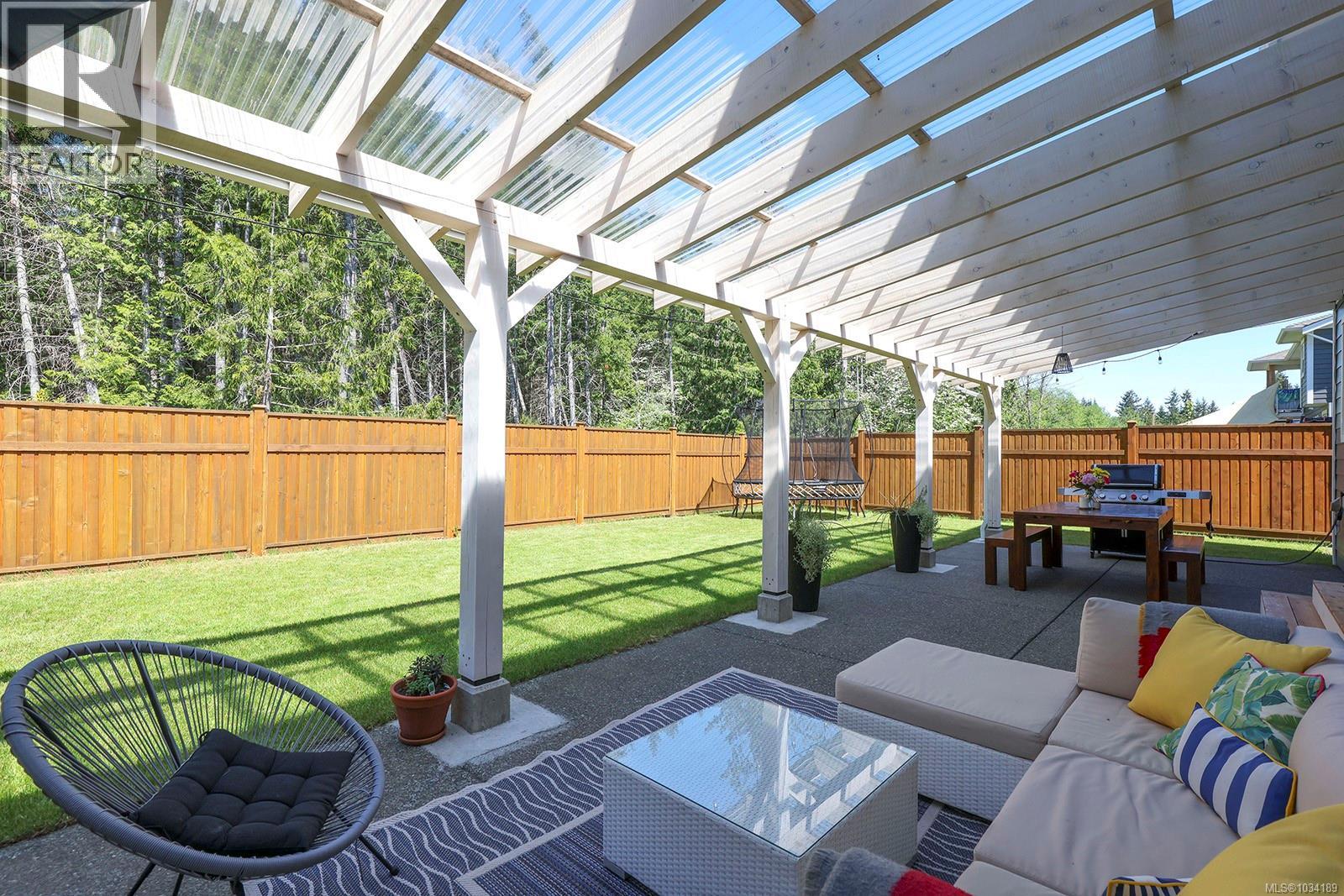 2732 Maple St - 28