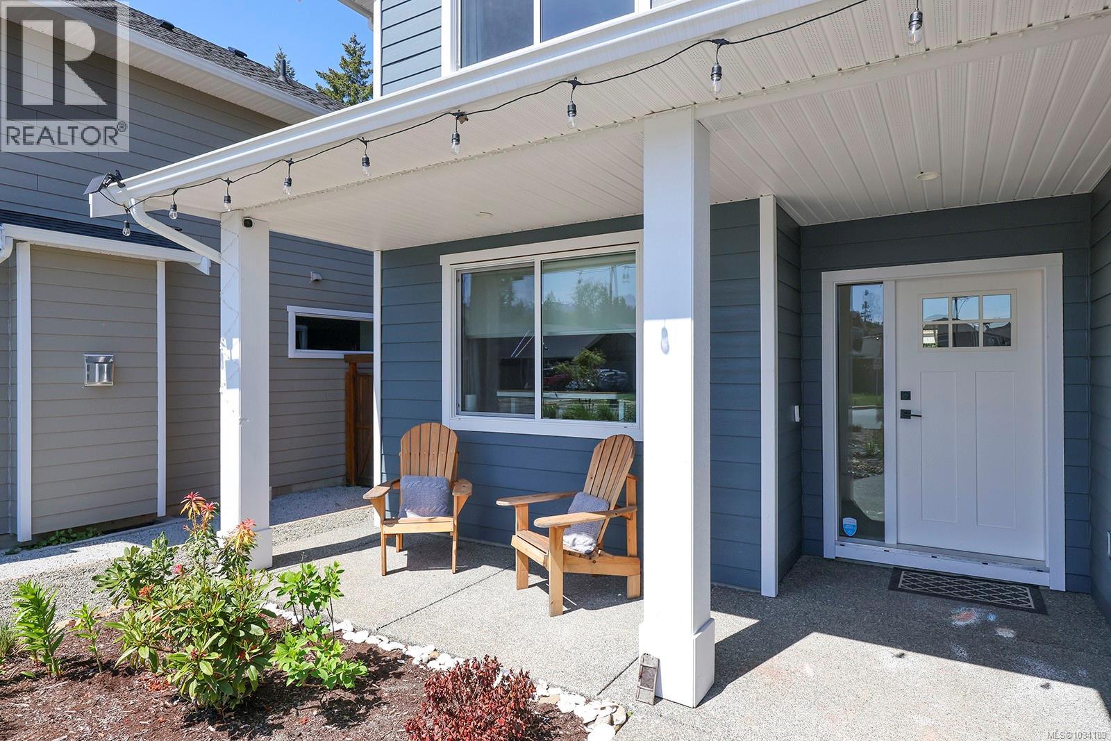 2732 Maple St - 5