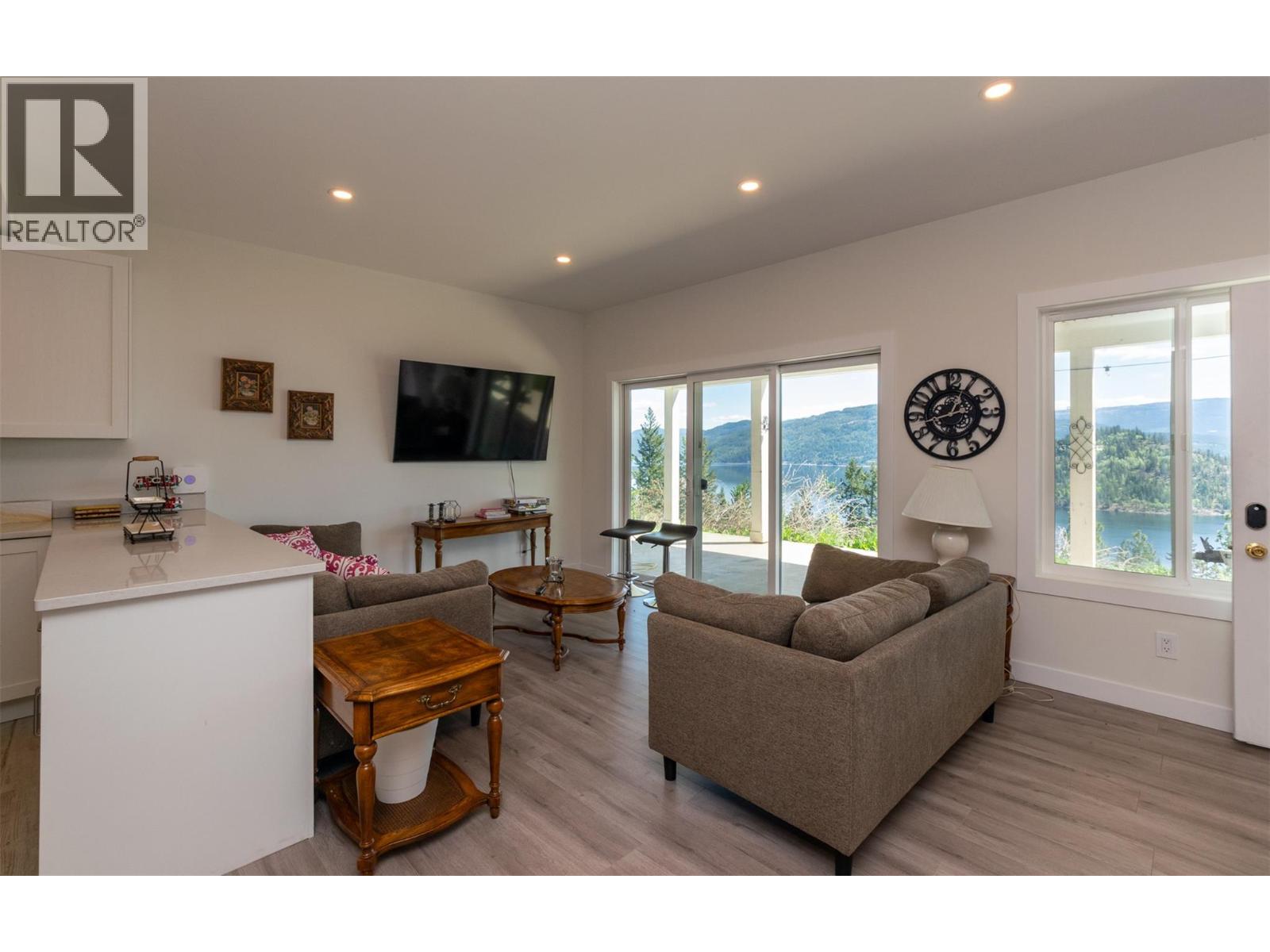 4317 Leopold Road - 44