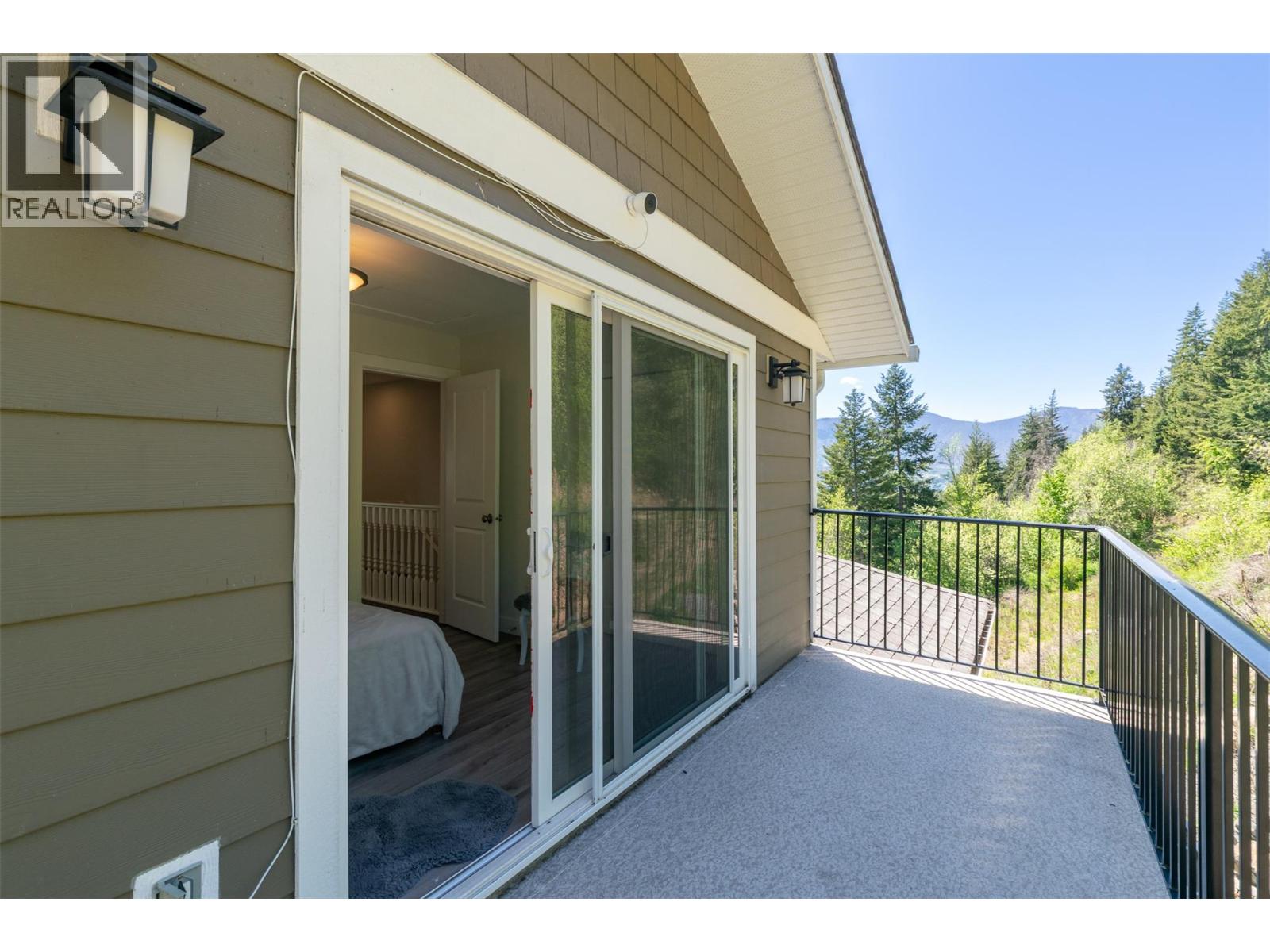 4317 Leopold Road - 38