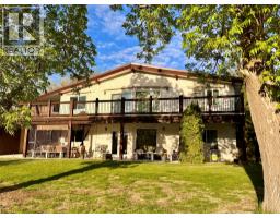 7562 CREST-A-WAY Road, Oliver
