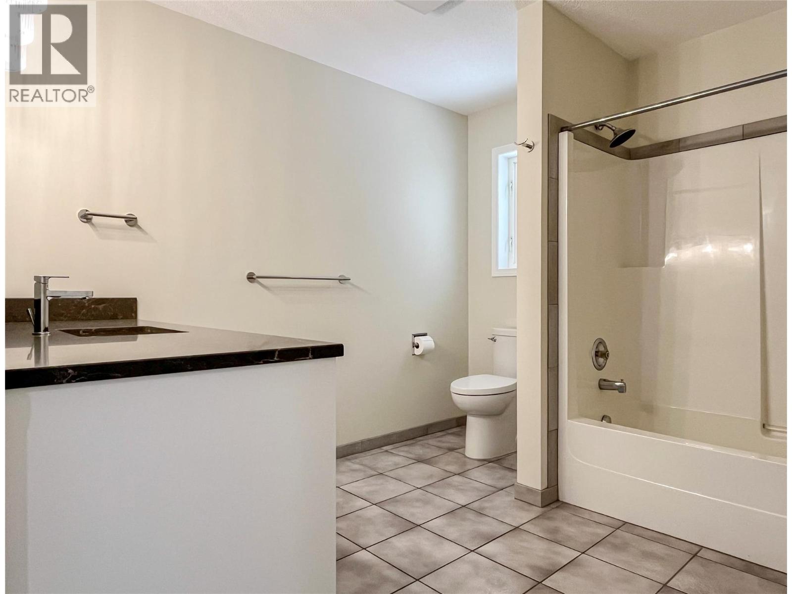 295 Linden Avenue - 20