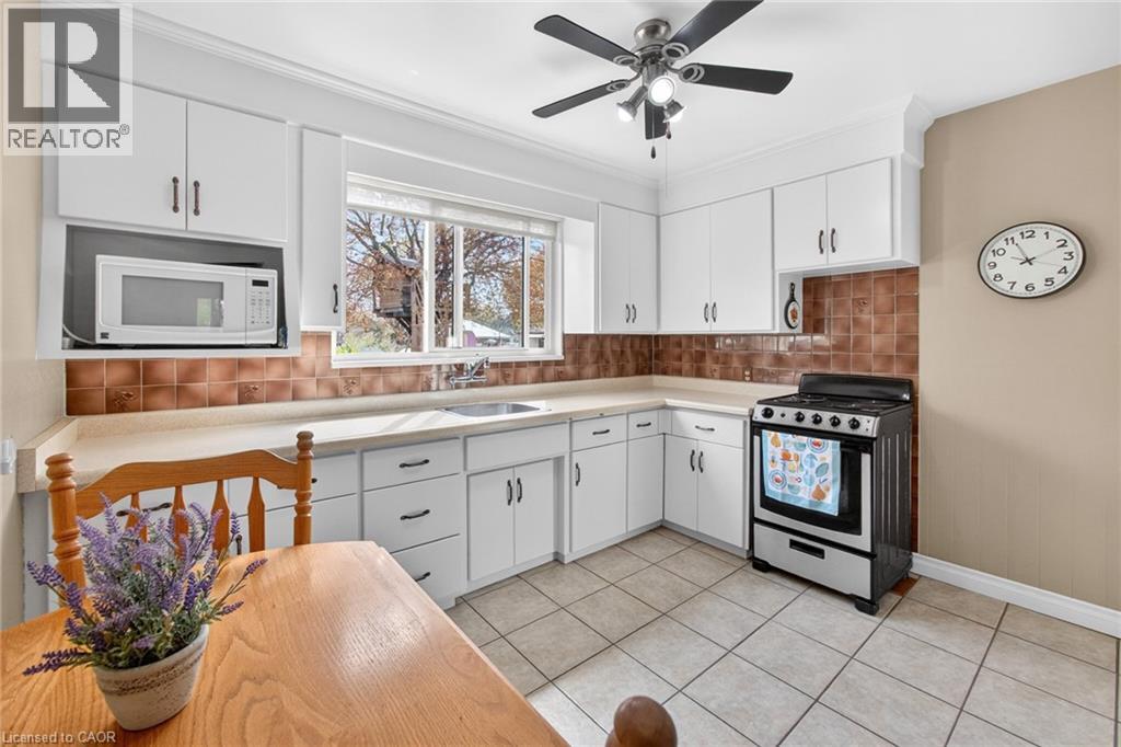 188 EDWIN Street - 17