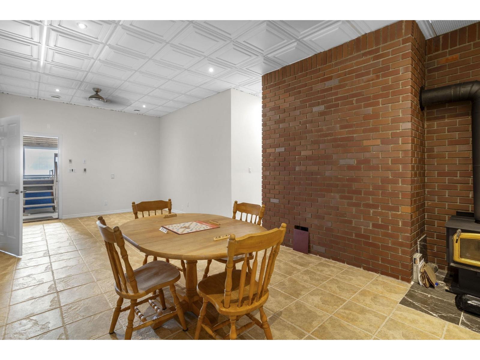 7370 ROCKWELL DRIVE, Harrison Lake, Harrison Hot Springs