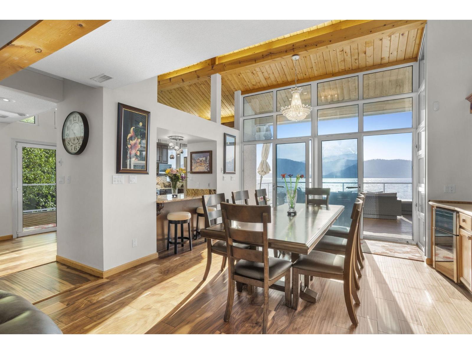 7370 ROCKWELL DRIVE, Harrison Lake, Harrison Hot Springs