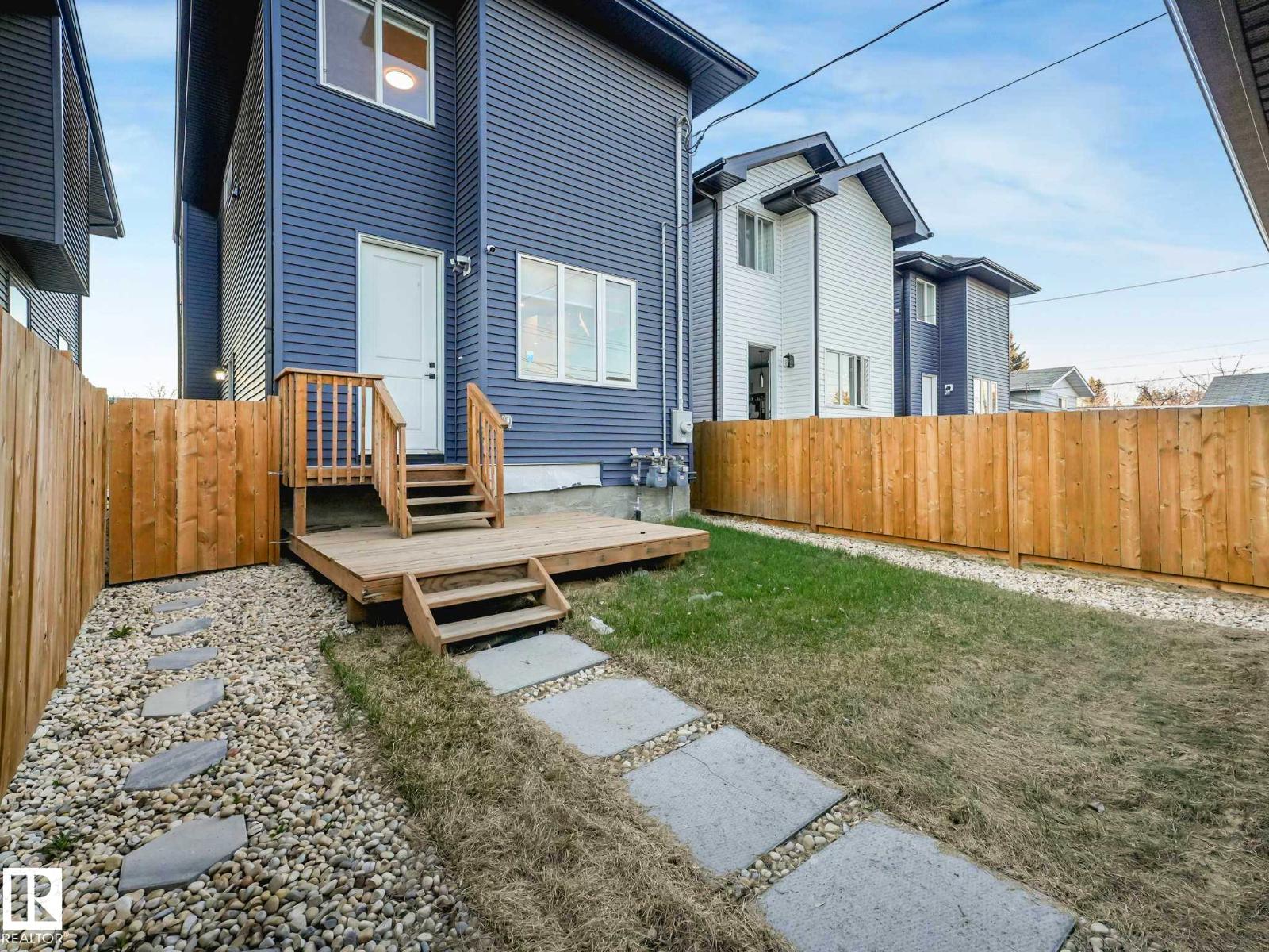 15731 109 Avenue NW - 11