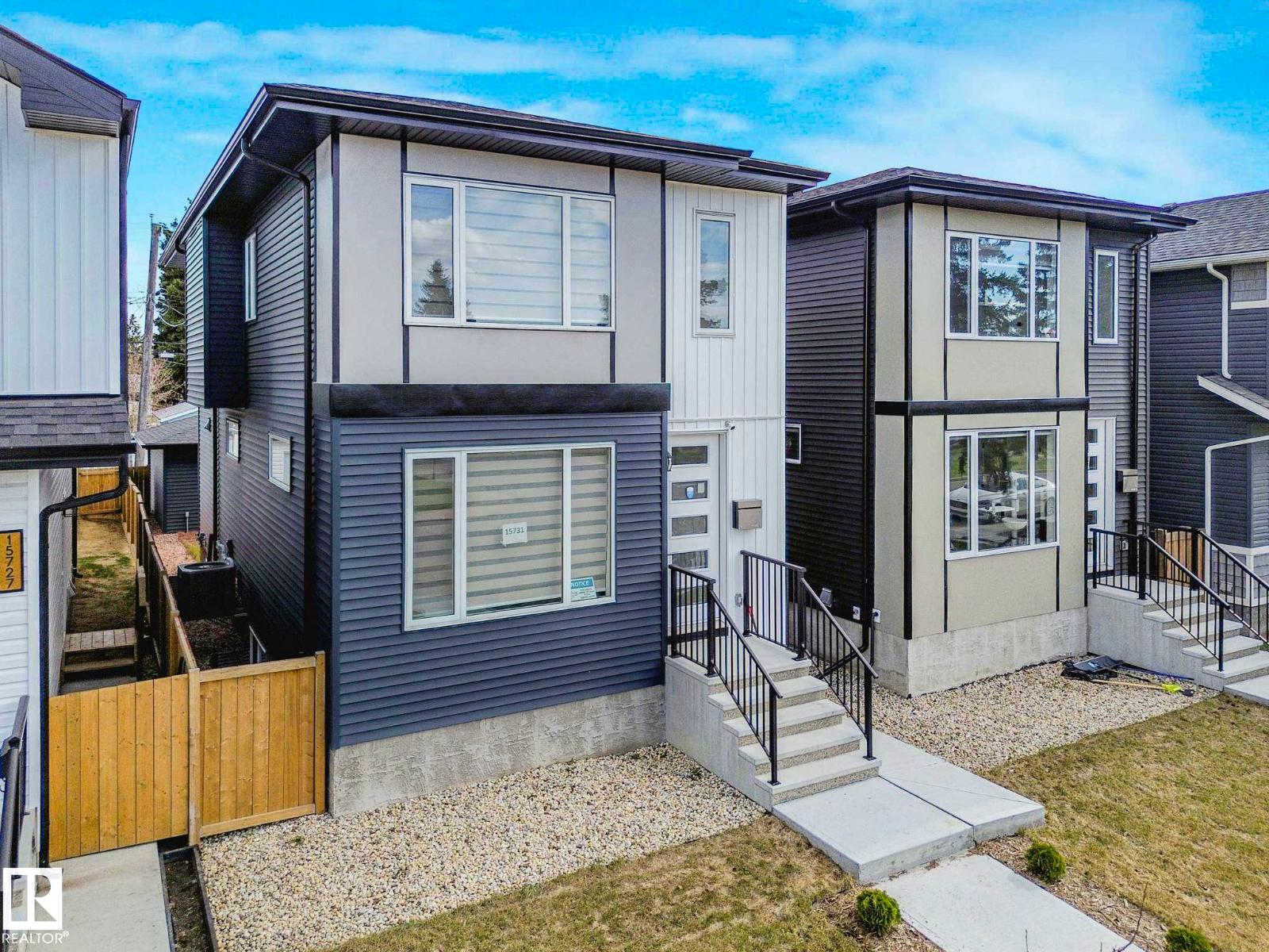 15731 109 Avenue NW - 15