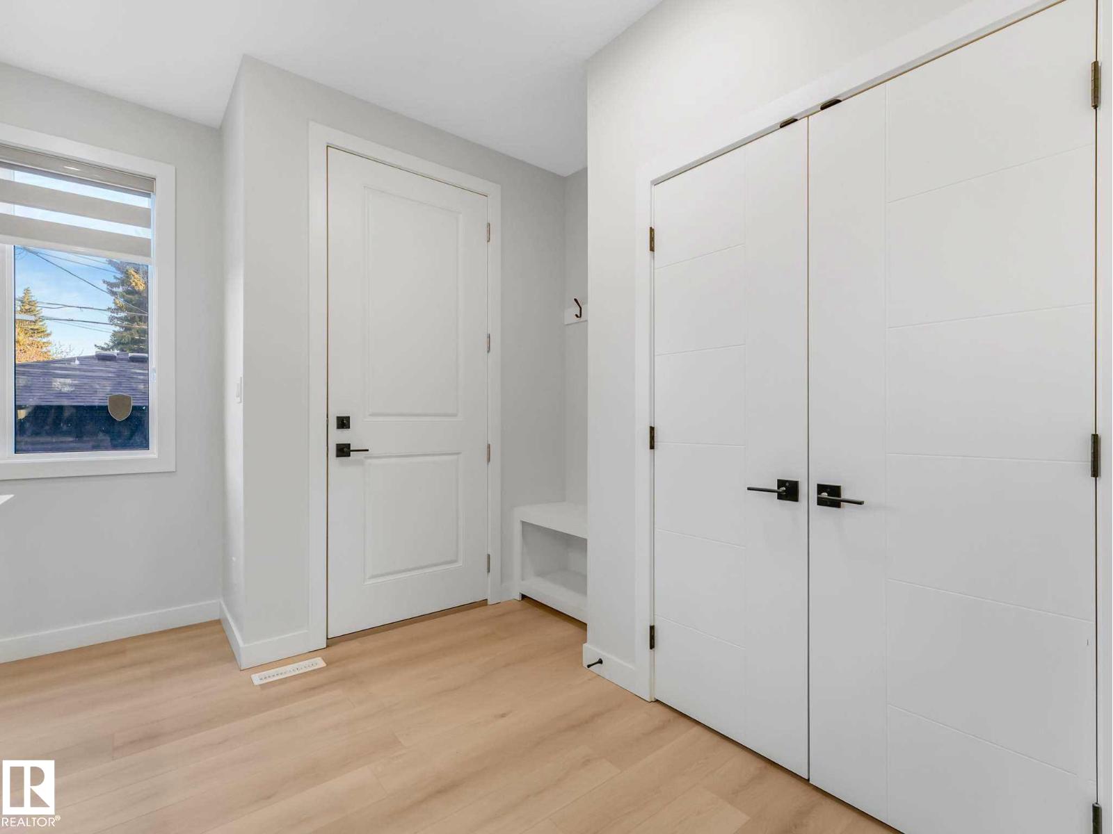 15731 109 Avenue NW - 42