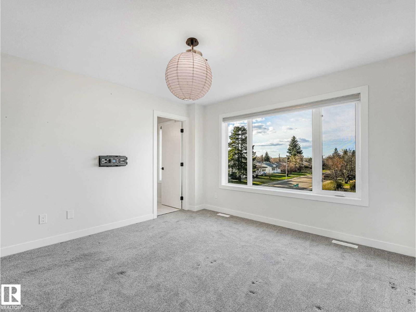 15731 109 Avenue NW - 51