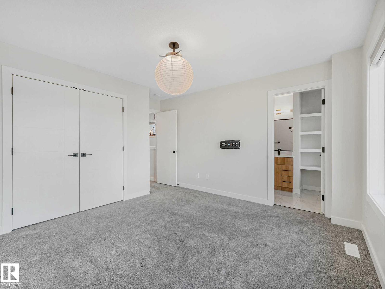 15731 109 Avenue NW - 52