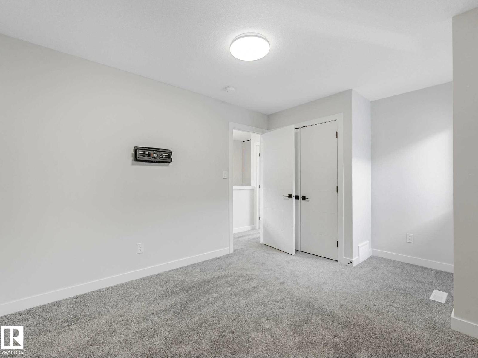 15731 109 Avenue NW - 54