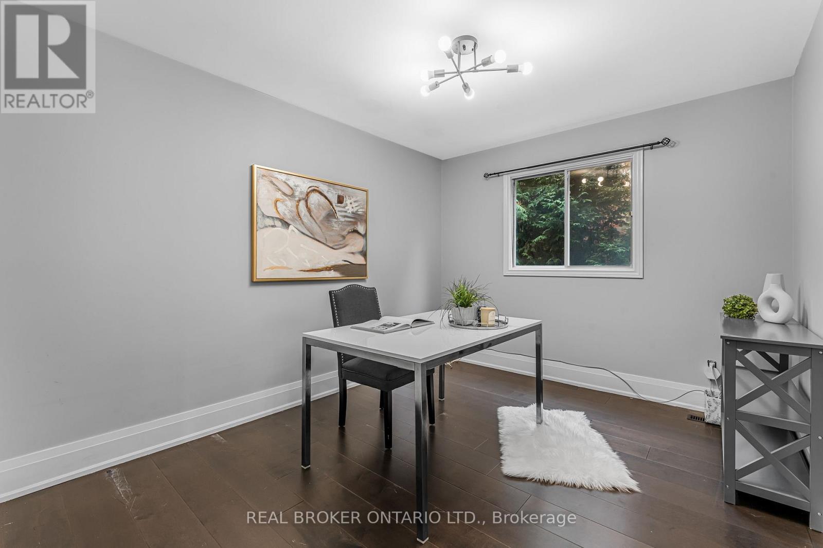 1221 CREEKSIDE DRIVE - 10