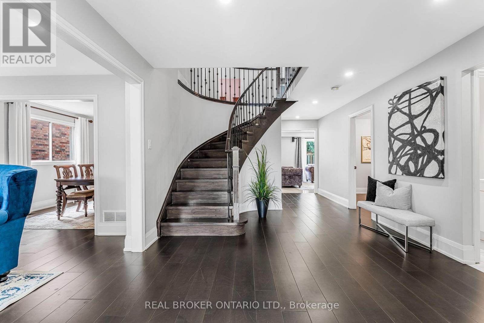 1221 CREEKSIDE DRIVE - 5
