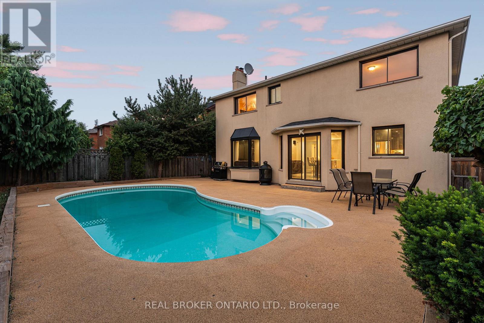 1221 CREEKSIDE DRIVE - 41