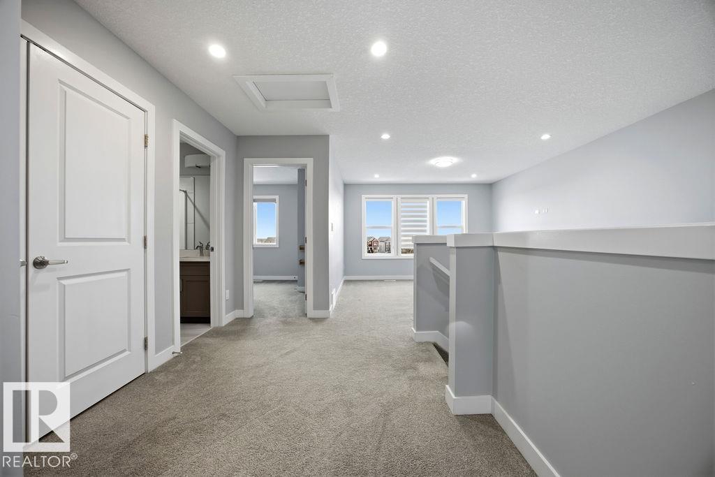 1057 COOPERS HAWK LI NW - 24